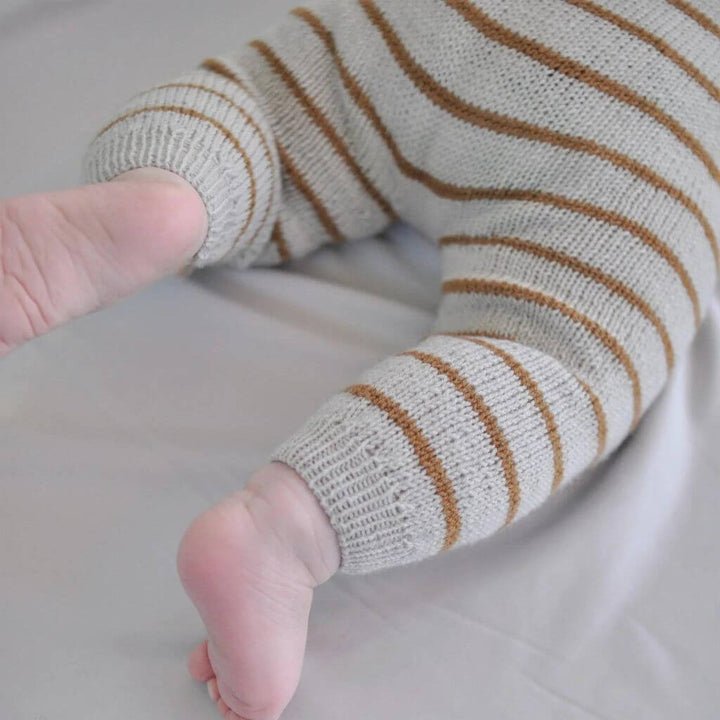 Yndestrikk Pattern Babystrampler Theos Strickanleitung - Yndestrikk (PDF) Lieblingsgarn