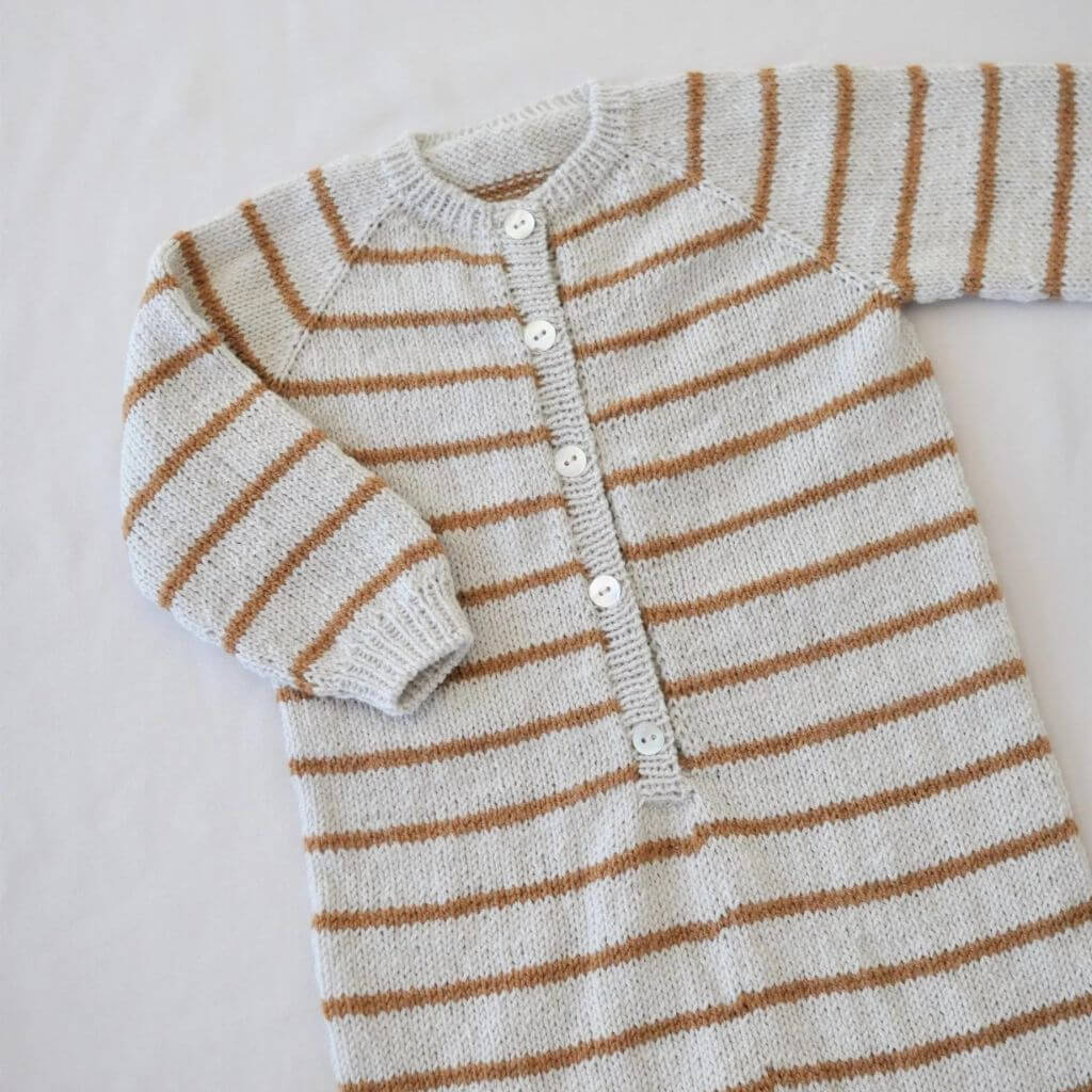 Yndestrikk Pattern Babystrampler Theos Strickanleitung - Yndestrikk (PDF) Lieblingsgarn