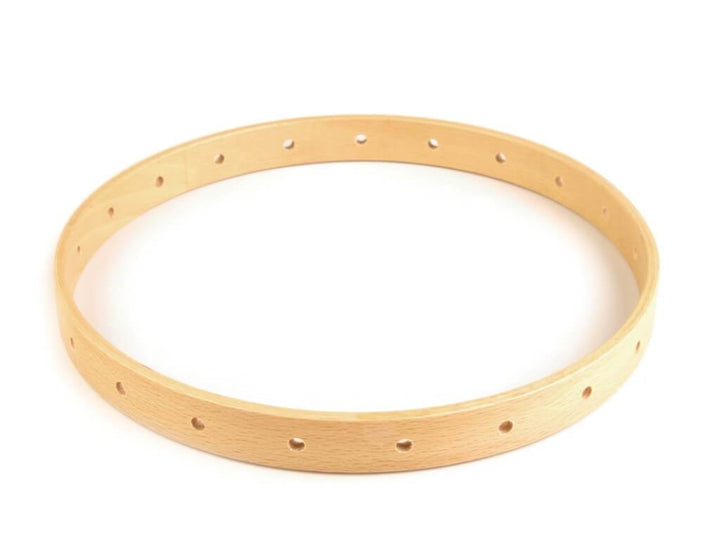 Ring aus Holz mit Bohrungen Ø21 cm Lieblingsgarn