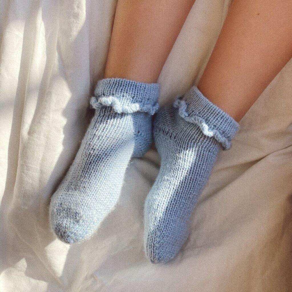 PetiteKnit Ruffle Socks Junior Lieblingsgarn