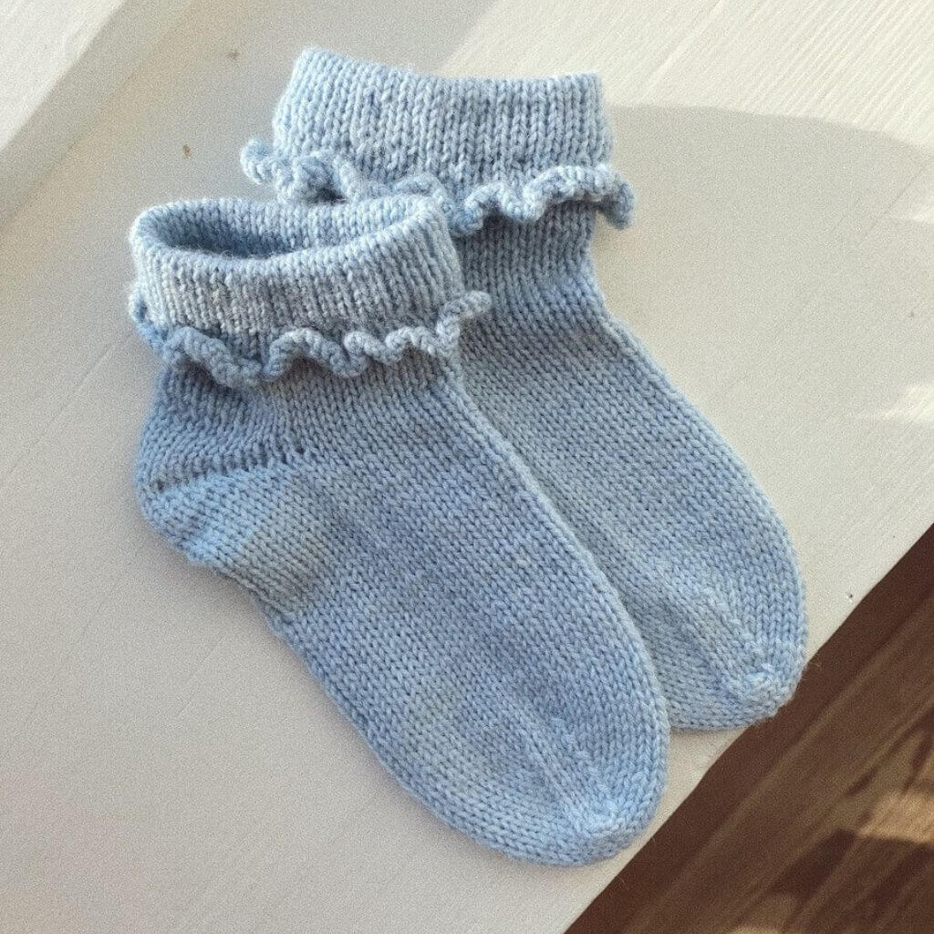 PetiteKnit Ruffle Socks Junior Lieblingsgarn